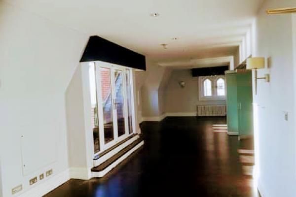 Living room 6